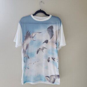 TS 1989 Taylor Swift Seagull Print White and Blue Short Sleeve T-Shirt Size M